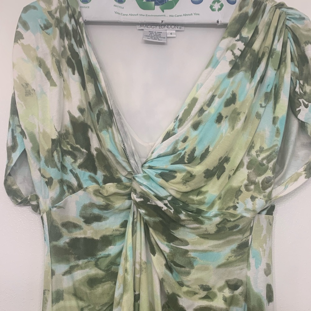 Maggy London midi dress